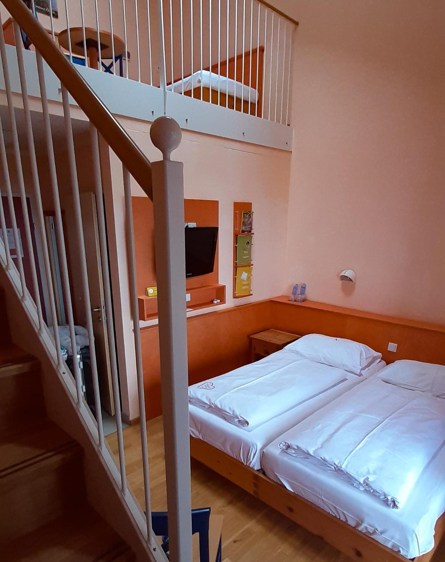 Jufa Hotel Хохриндл Екстериор снимка