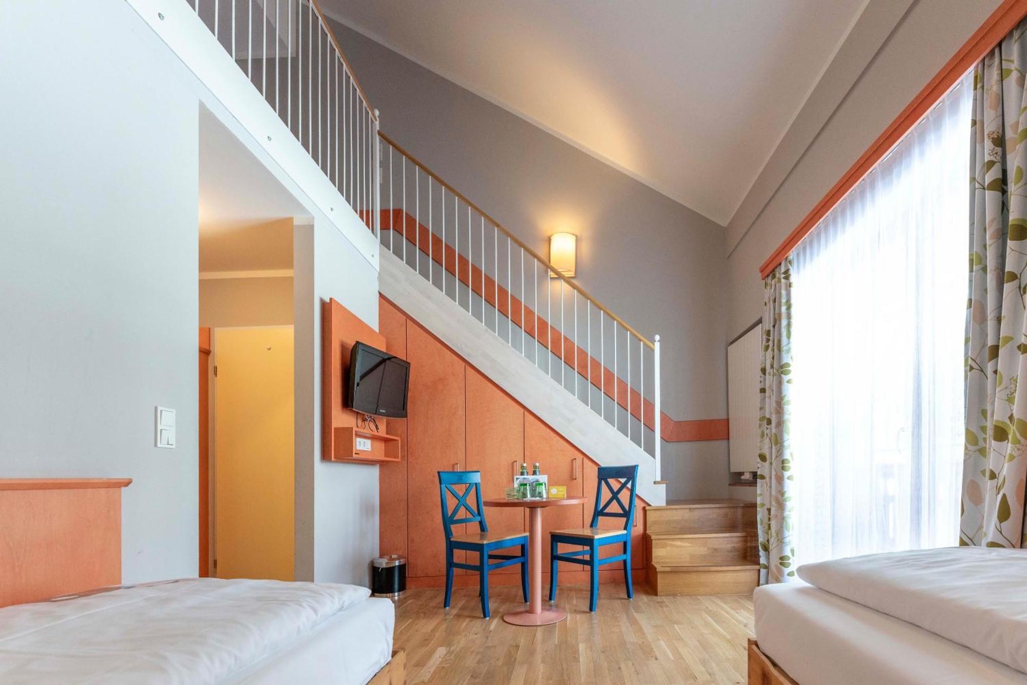 Jufa Hotel Хохриндл Екстериор снимка