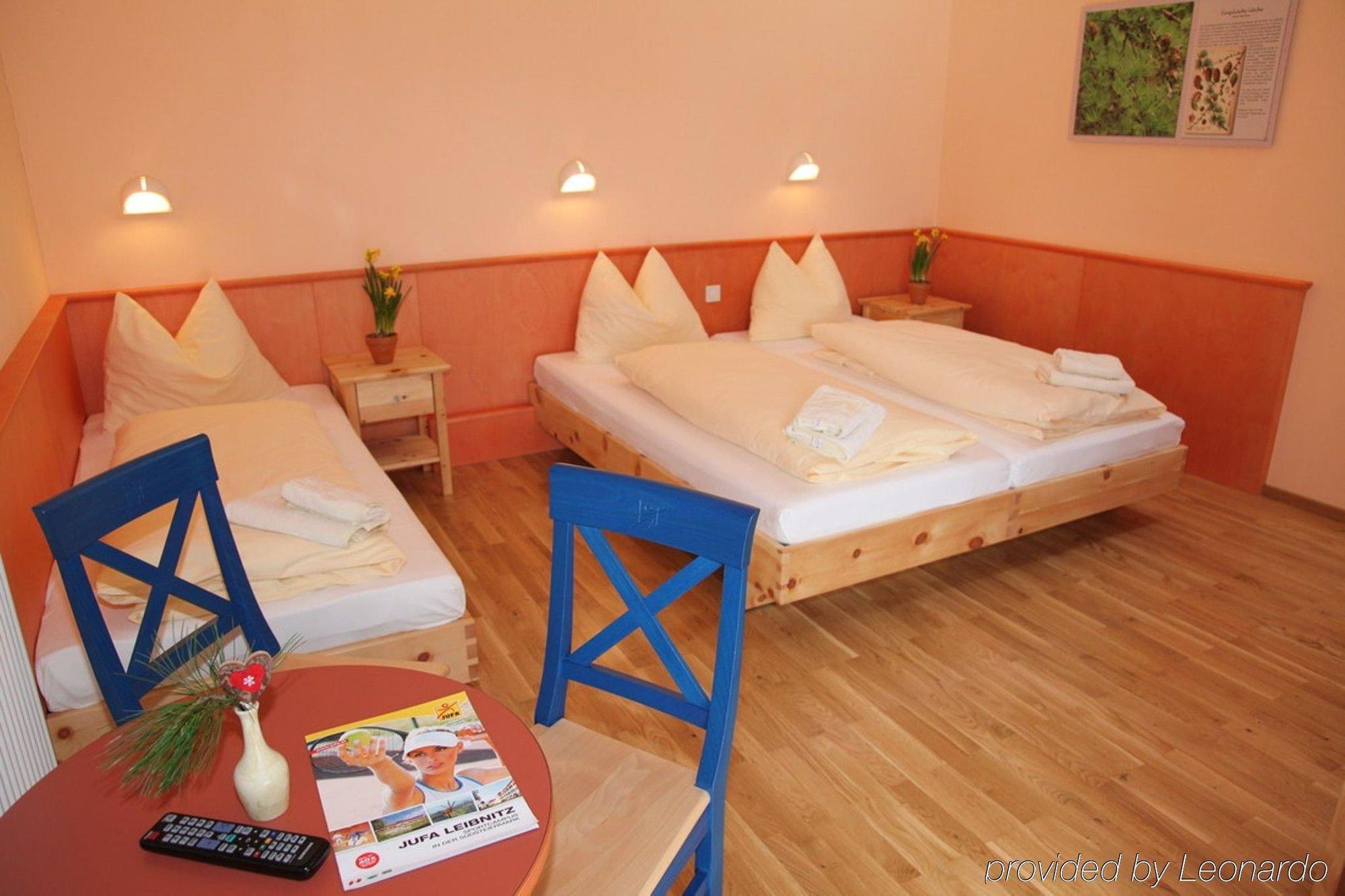 Jufa Hotel Хохриндл Стая снимка