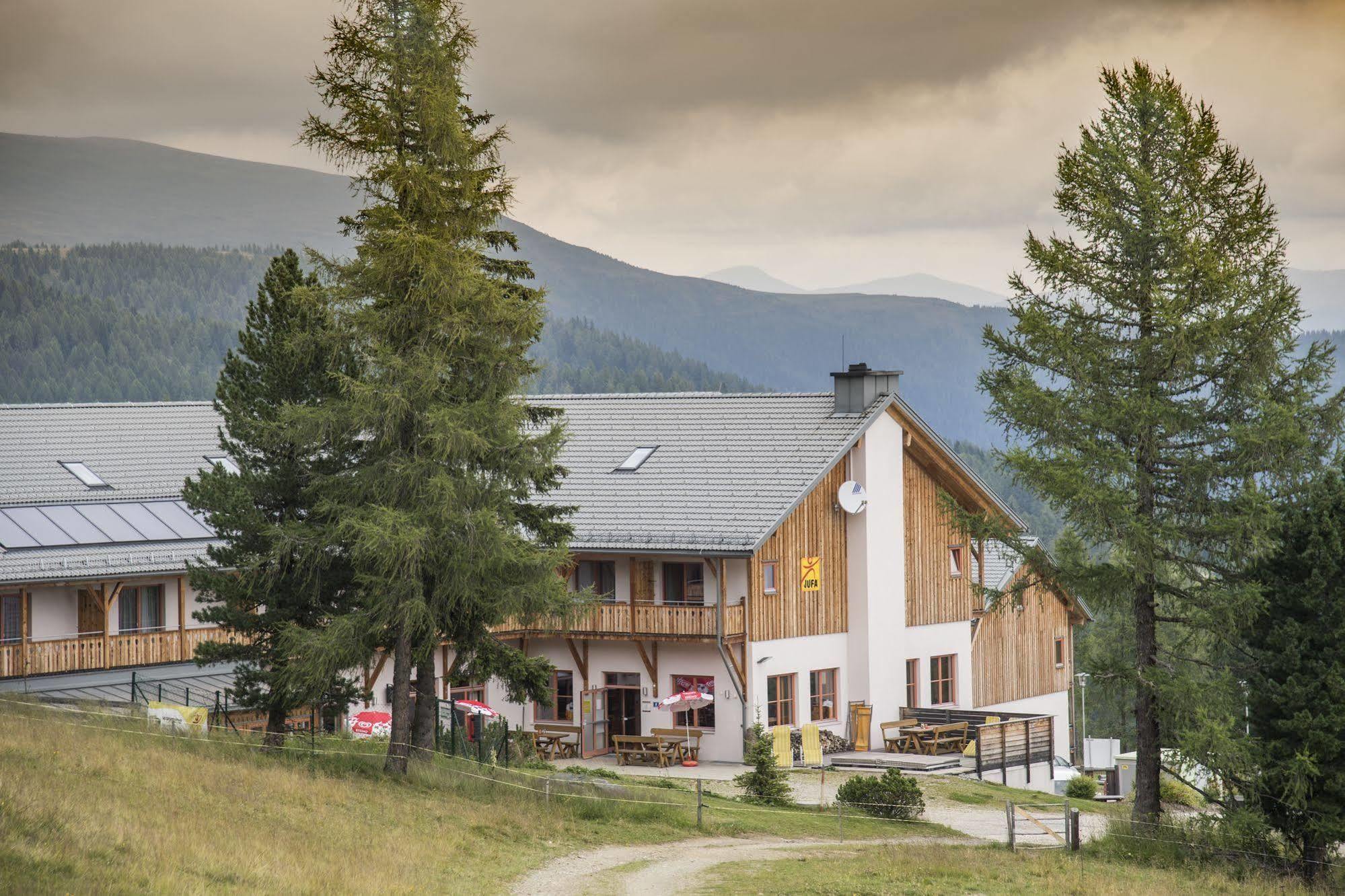 Jufa Hotel Хохриндл Екстериор снимка